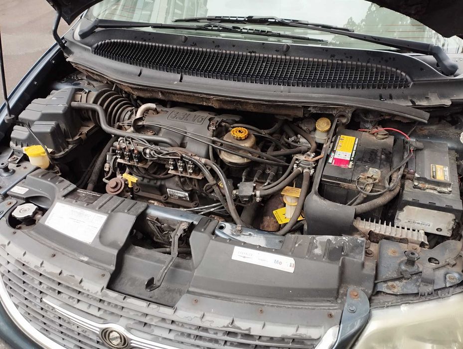 Chrysler Grand Voyager 3.3 v6 AT газ бензин автомат минивео 7 мест