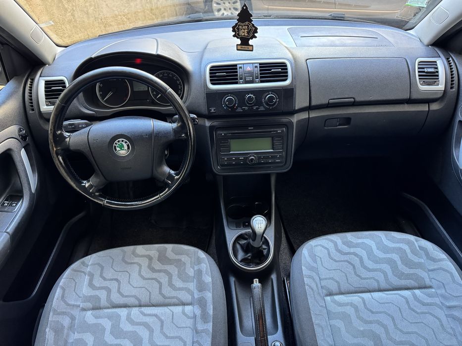Skoda Fabia  1200 - Gasolina - C/AC