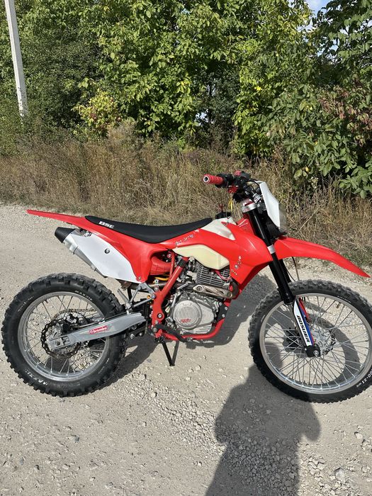 Продам.BSE S2 250