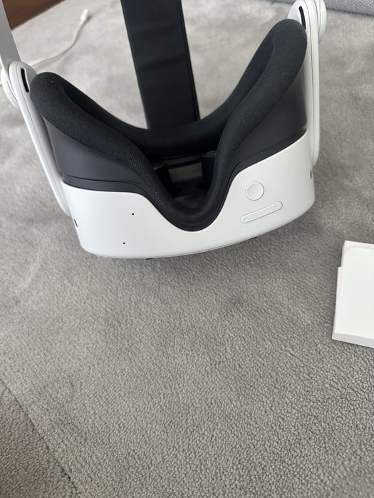 metaquest 3s com caixa e com alça kiwi aconpanha dois comandos perfeitos