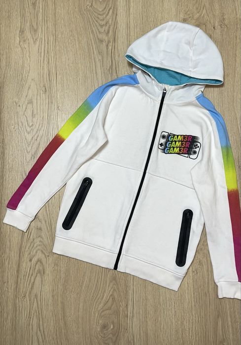 В идеале.Модный нарядный спортивный  костюм для девочки 10-11 лет