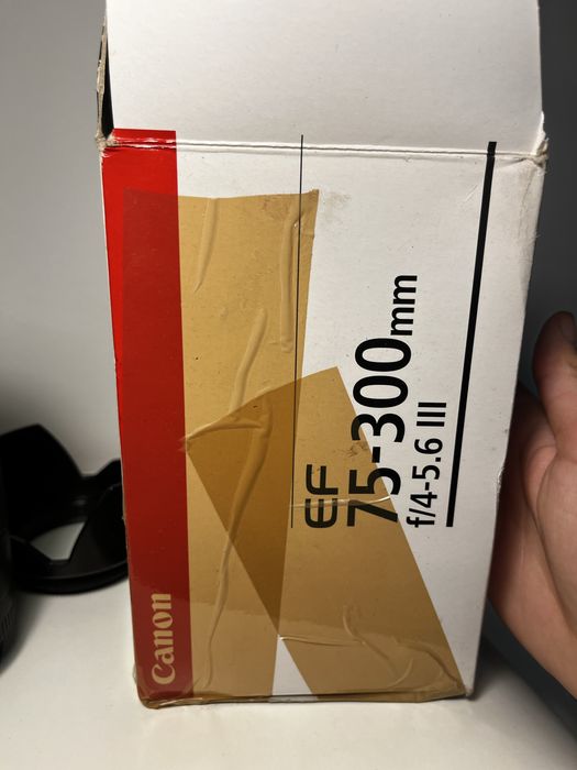 Canon EF 75-300mm f/4-5.6 III