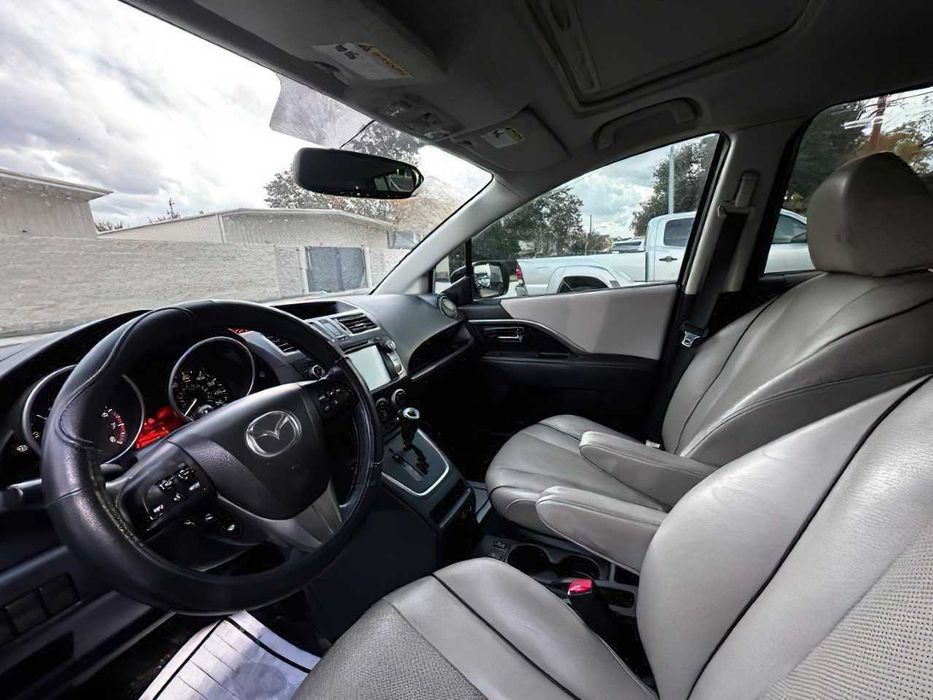 Mazda 5      2014