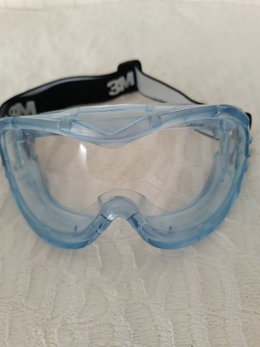 Захисні окуляри 3М
