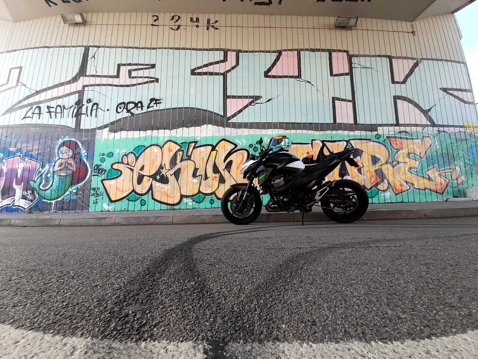 Kawasaki z800 naked