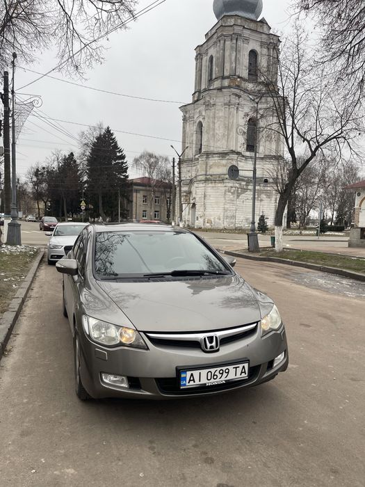 Honda civic 1.8 мех,бензин