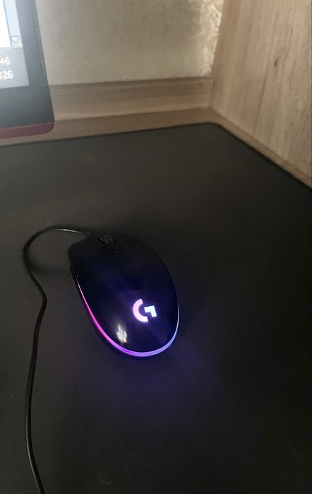 Мишка LOGITECH G102