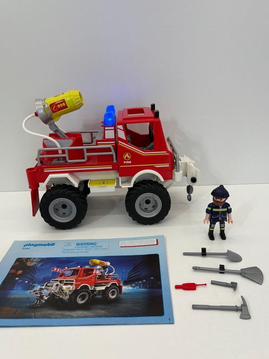 Playmobil wóz strażacki wóz strażacki terenowy strażacy