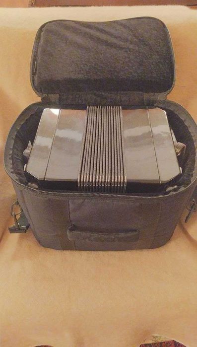 Bandoneon híbrido Harry Geuns (C-System)