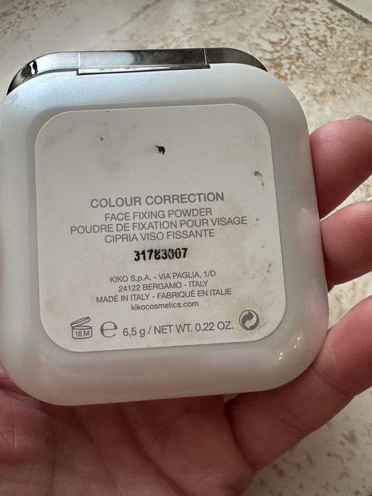 Пудра kiko milano colour correction face fixing powder