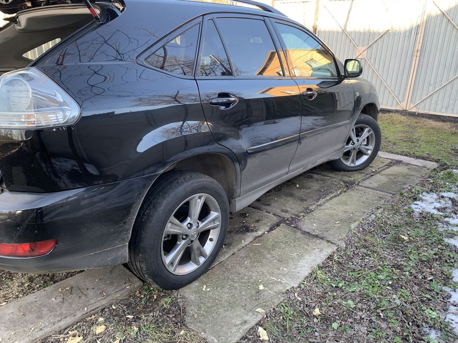 Лексус. Гібрид