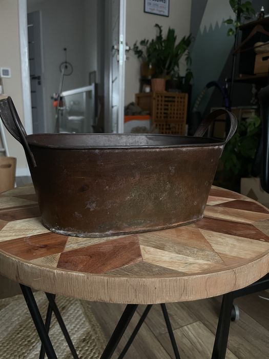 Rustykalny pojemnik metalowy / doniczka / koszyk na drobiazgi