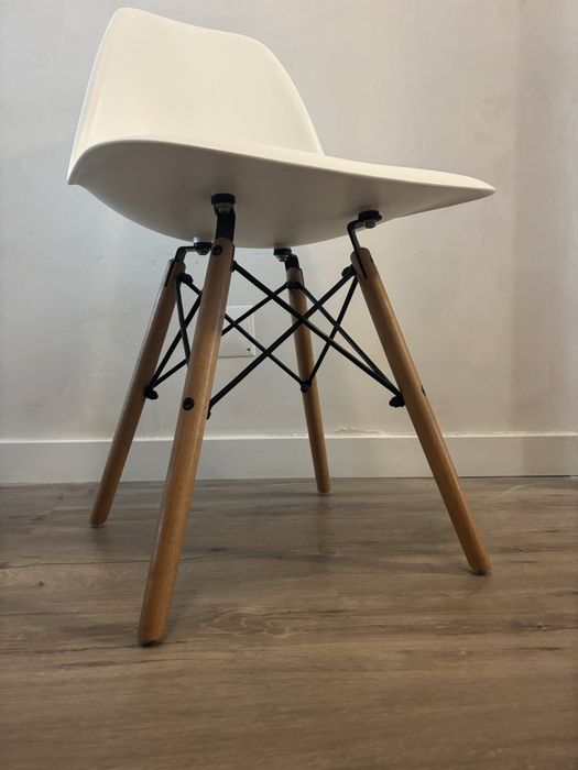 Conjunto de 5 cadeiras de Jantar Eiffel estilo nórdico