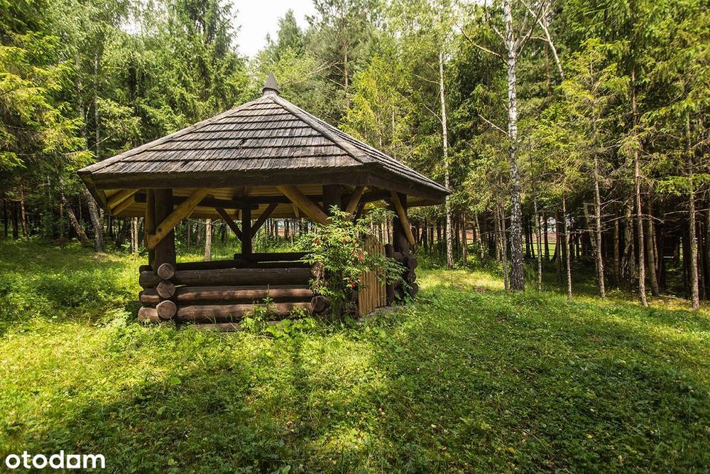 Posiadłość w Bieszczadch / 6 ha/ Dom, stajnia, stawy/ 4 305 000