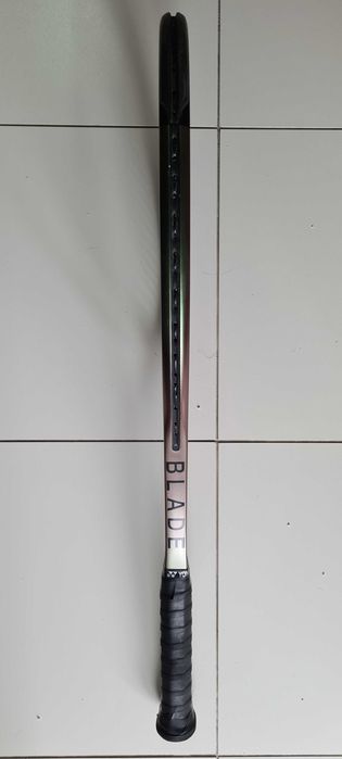 Raquete Wilson Blade 98 V8 Grip 2