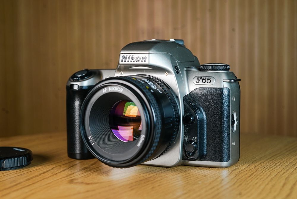 Aparat analogowy nikon F65 + nikkor 50 1.8 D