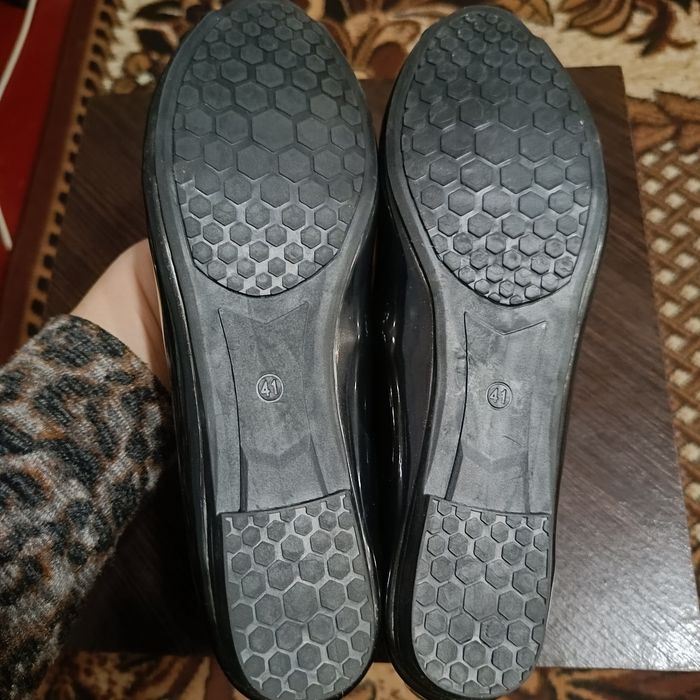 Балетки з відкритим носком