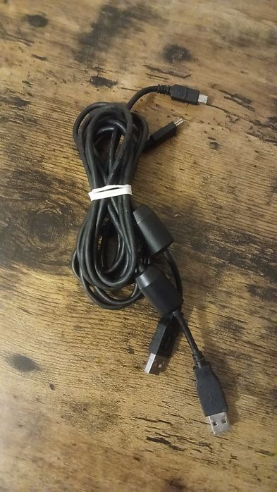 Vendo dois comandos de ps3 limitado