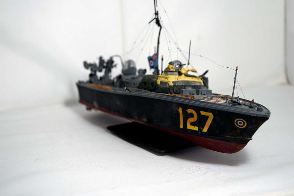 Miniatura Lancha WWII 2HSL 1:72