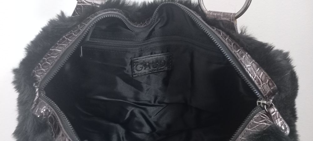 Mala com pêlo/ mala/ bolsa
