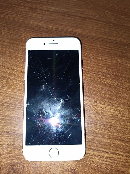 iPhone 8 dow wymiany wyświetlacz