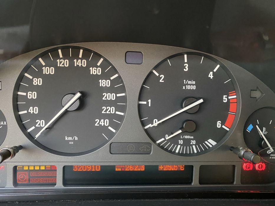 Vendo BMW e38 725tds - RESERVADO