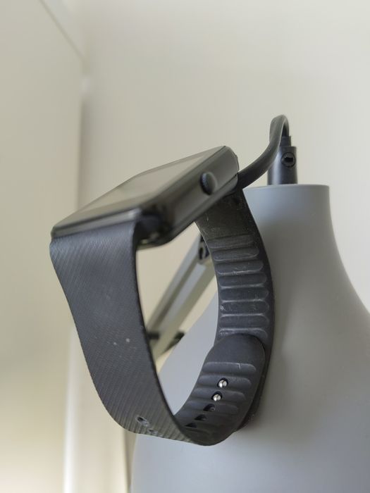 Smartwatch (suporta: BLUETOOTH, SIM e cartão MicroUSB)