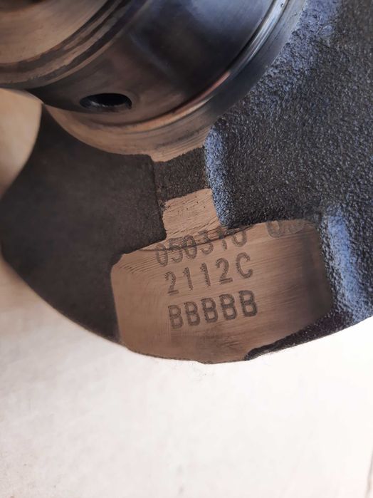 Коленвал hyundai H1 H200 Kia Sorento 2.5 crdi соренто колінчястий вал