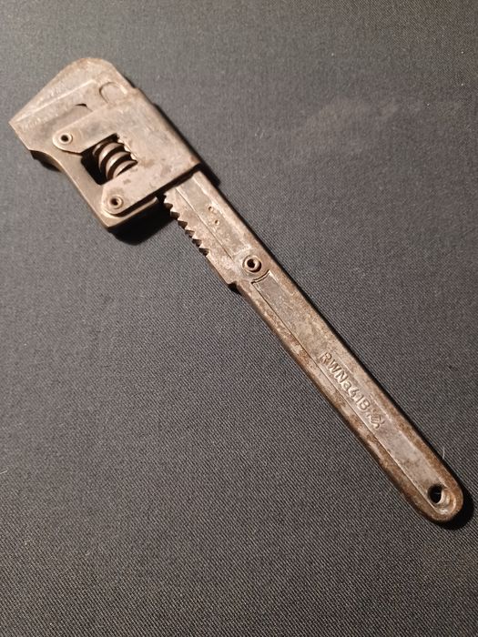 Klucz nastawny Lubicz z okresu PRL