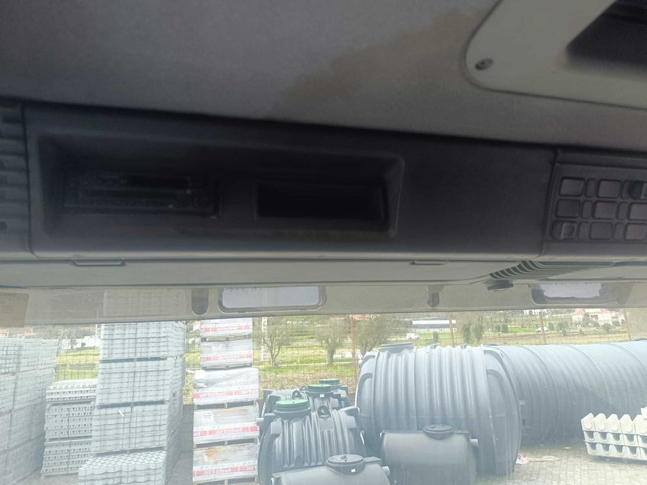 Scania 8x2  340cv 4 eixos