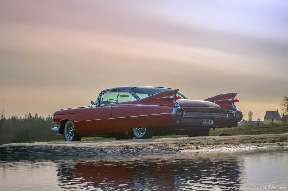 Auta do ślubu. Cadillac DeVille Cabrio/Cadillac DeVille Coupe.