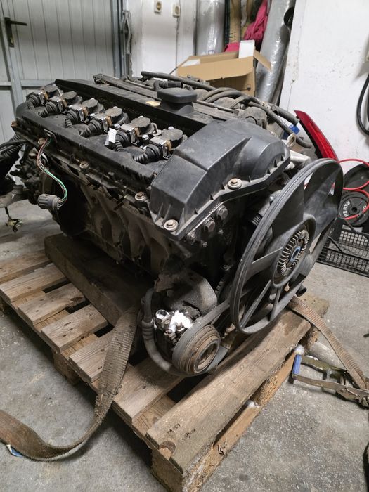 Silnik na części m52b25 e36