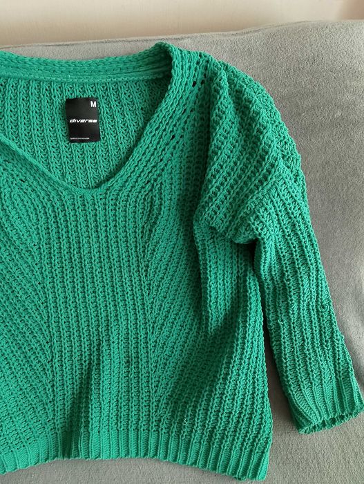 DIVERSE. Sweter damski.