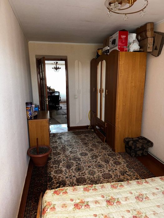 Продам 3-кімнатна квартира з меблями, технікою та автономним опаленням