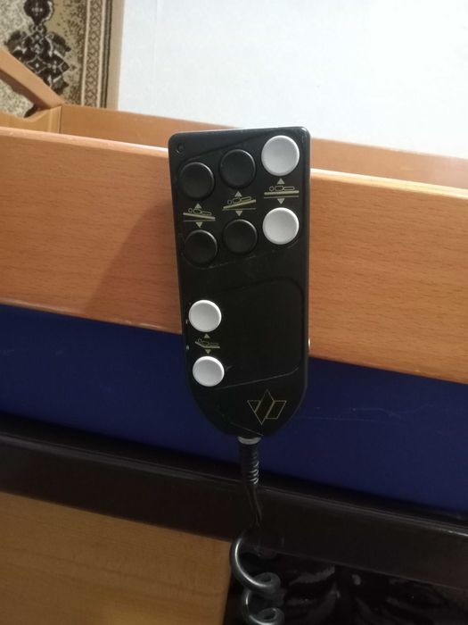 Продам функціональне ліжко з матрасом