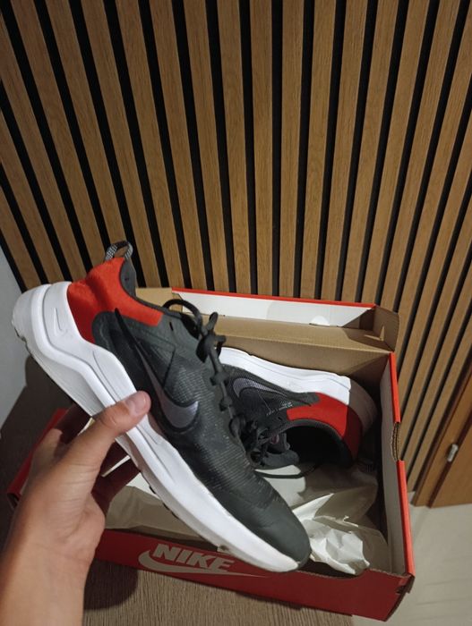 Nike Downshifter 12