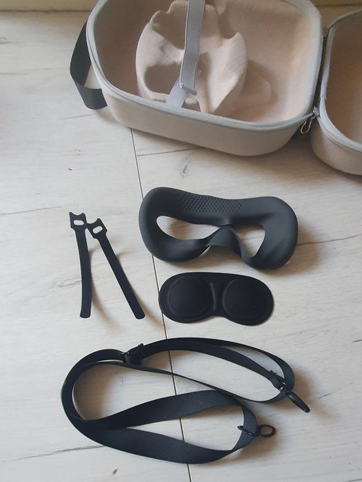 Futerał Etui Pokrowiec na Gogle VR