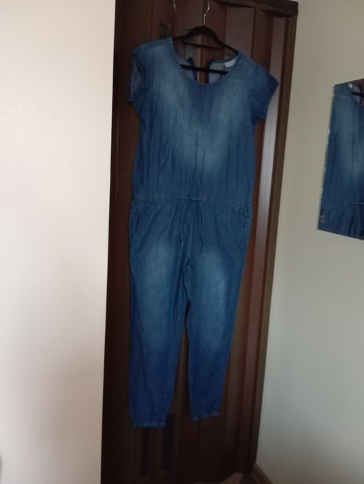 Kombinezon dżinsowy wygodny
