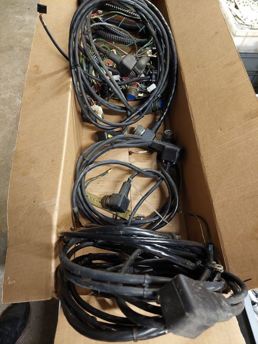 Комплектуючі і запчастини до верстатів Haas