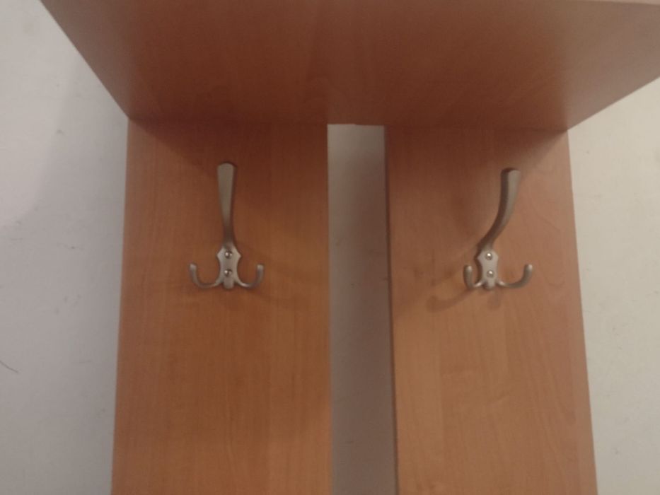 Wieszaki do przedpokoju.