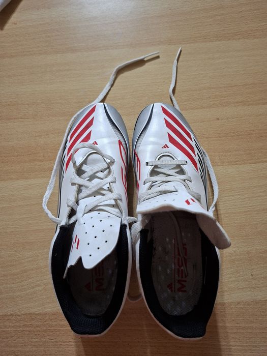 Chuteiras Adidas F50 Messi – Tam. 38 2/3 (Como Novas)