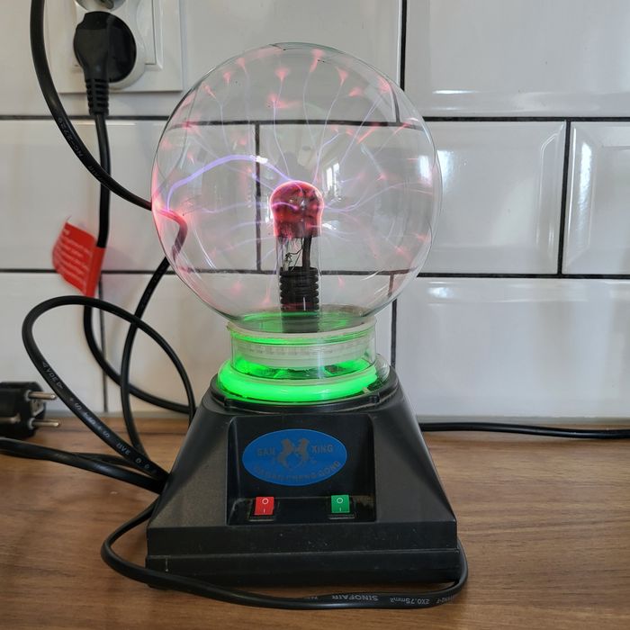 Kula plazmowa grająca ¹⁰⁹