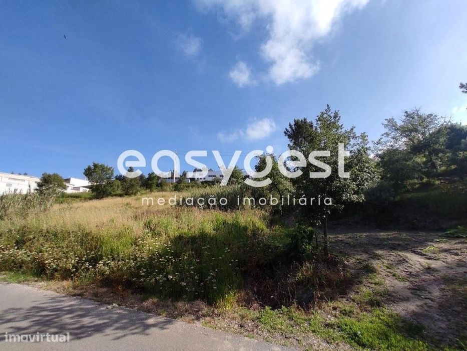 Terreno para construção no Louriçal com vista desafogada e soalheiro