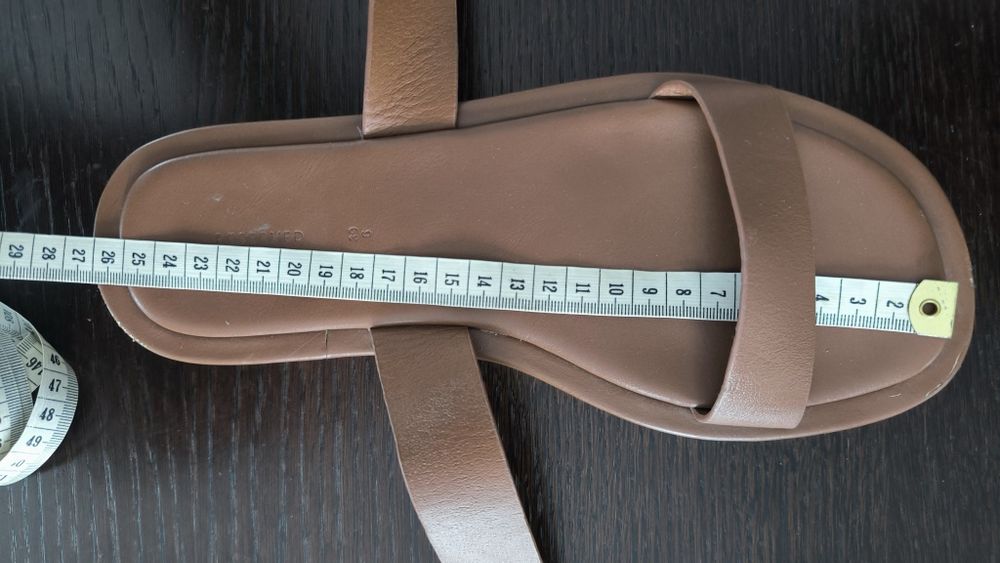 Skórzane, brązowe sandały Reserved,r. 39