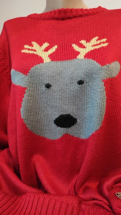 Sweter świąteczny z motywem renifera czerwony z długim rękawem