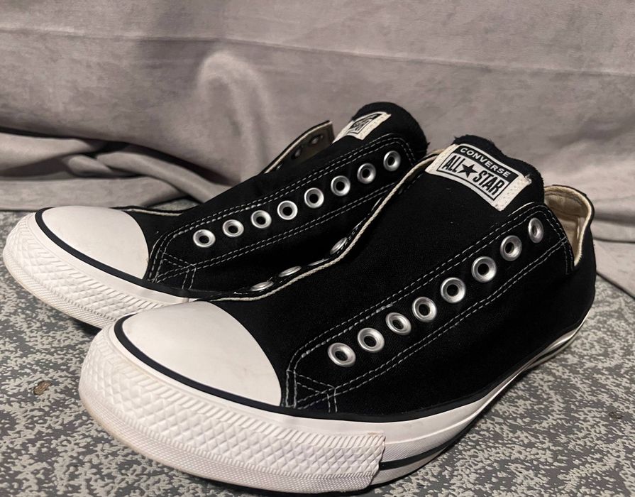 Обувь мужская
•Кофты (М) 500 грн• 
•Кроссовки (,45,46) 1000 грн•