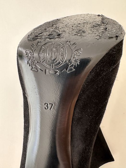 Botas salto agulha em pele camurça Luís Onofre