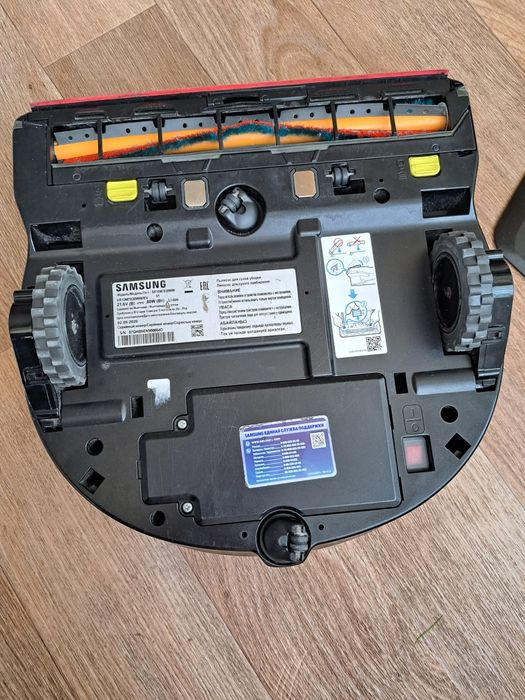 Робот-пылесос Samsung