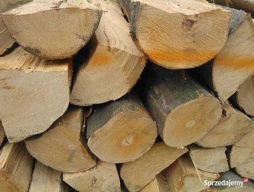 Grube drewno do kominka i pieca