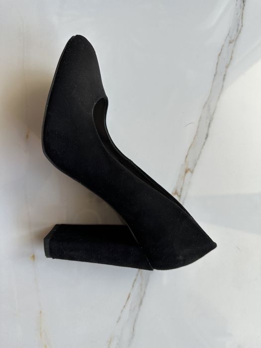 Czarne obcasy New Look